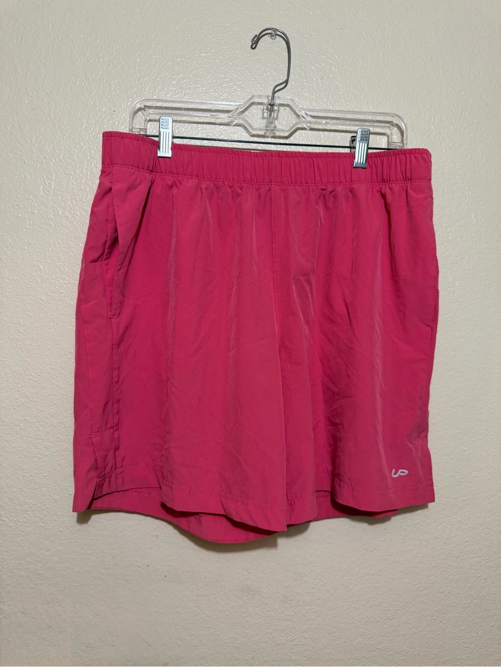 Active Women's Pink Athletic Shorts Size XL